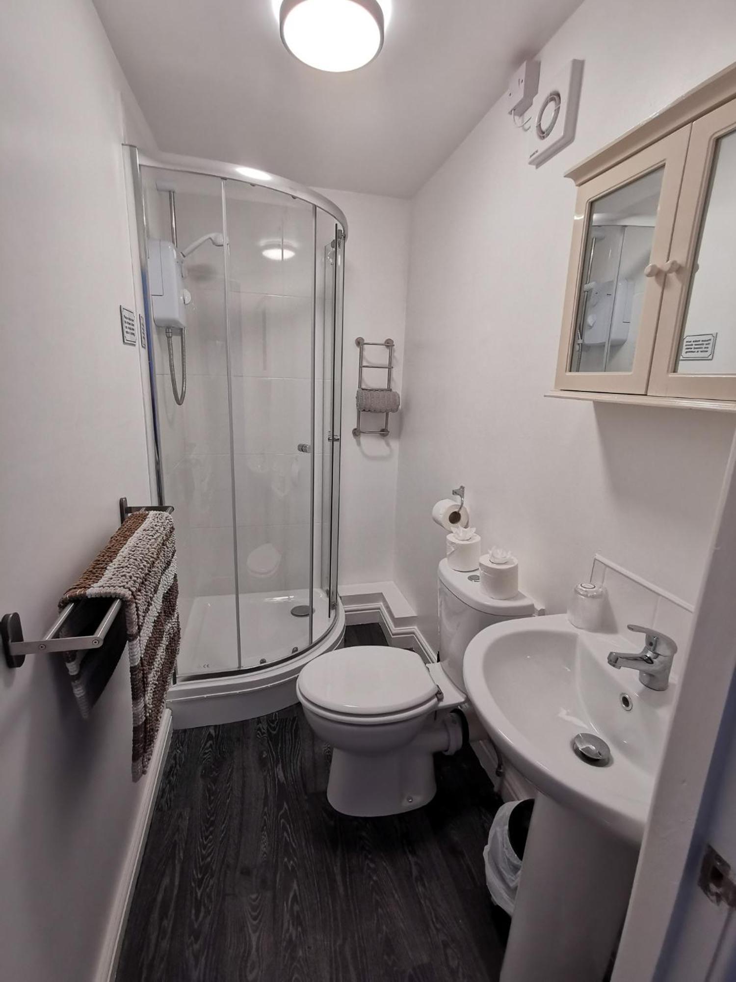 The Ironmaster Bed & Breakfast Broseley ภายนอก รูปภาพ